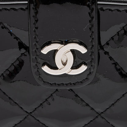 Chanel Patent Leather CC O-Mini Phone Clutch (SHF-VW0S2O)