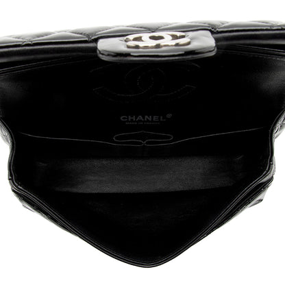 Chanel Patent Leather Classic Medium Double Flap Bag (SHF-20050)