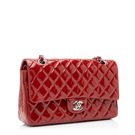 Chanel Patent Leather Classic Medium Double Flap Bag (SHF-93kOxH)