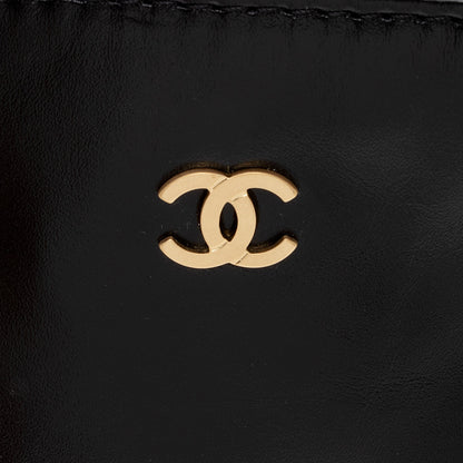 Chanel Quilted Calfskin Small Chanel 22 Pochette (SHF-kVzjxC)