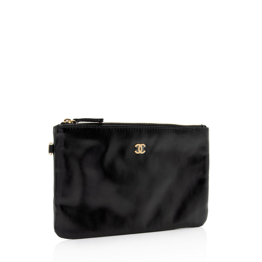 Chanel Quilted Calfskin Small Chanel 22 Pochette (SHF-kVzjxC)