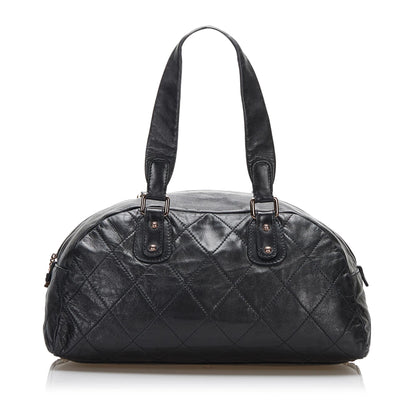 Chanel Quilted Lambskin Bowler Bag (SHG-RUjb34)