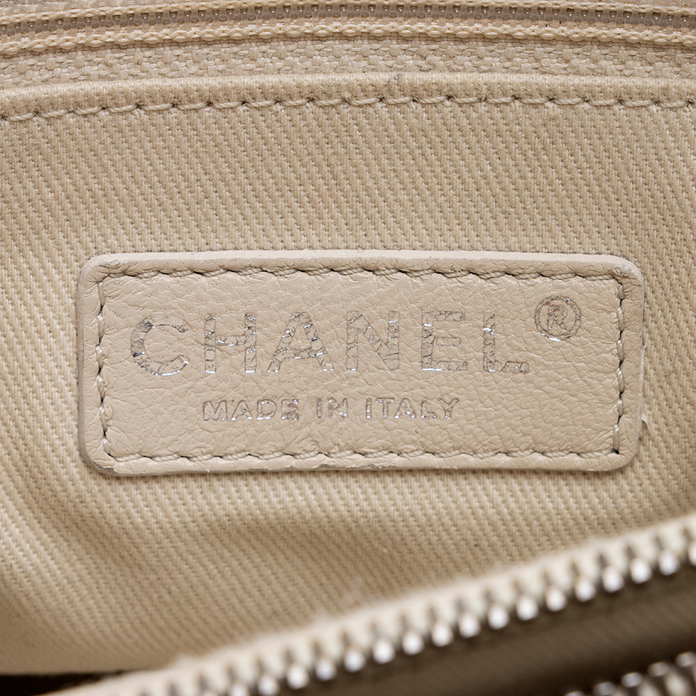 Chanel Quilted Sheepskin Small Zip Shopping Tote (SHF-18755)