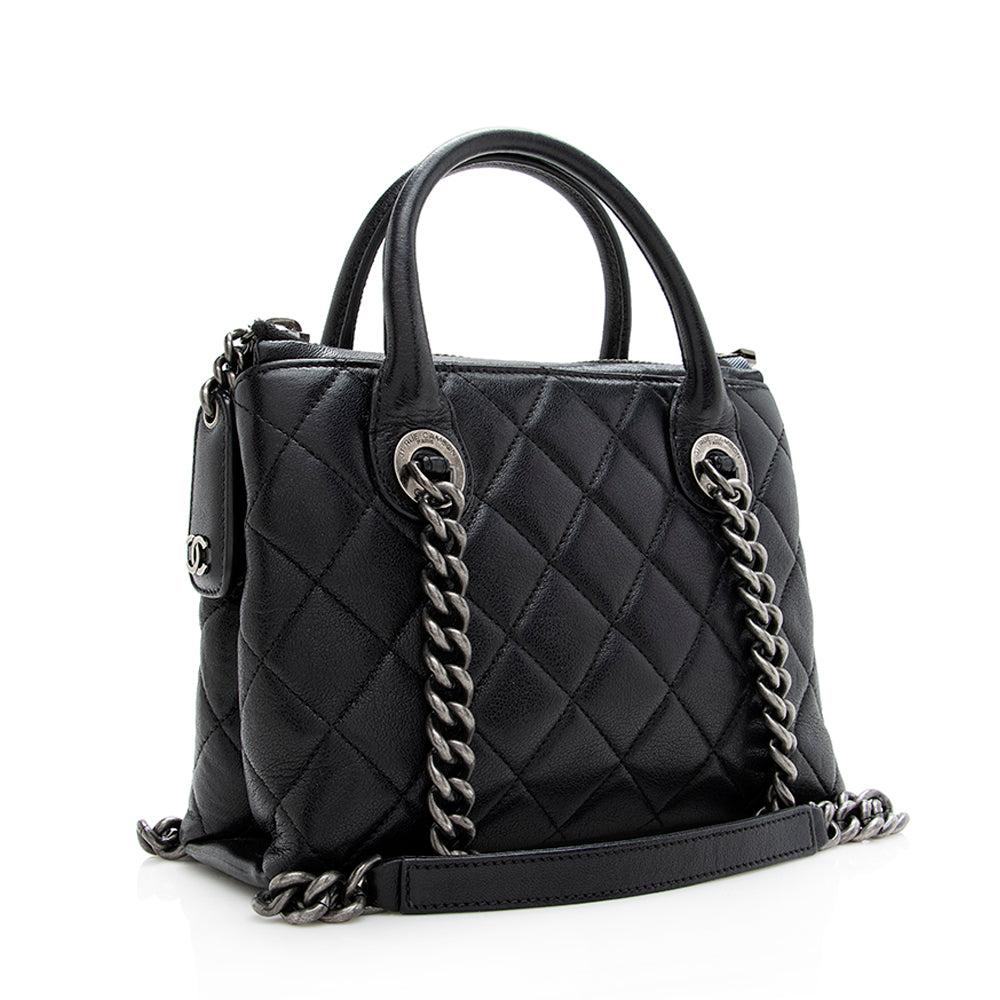 Chanel Quilted Sheepskin Small Zip Shopping Tote (SHF-18755)