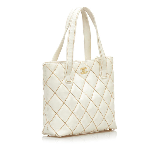 Chanel Quilted Surpique Tote (SHG-35386)