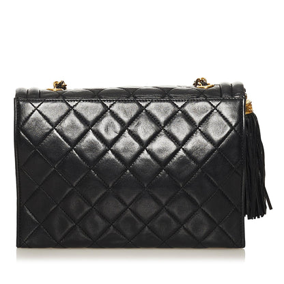 Chanel Quilted Tassel Leather Flap Bag (SHG-36770)