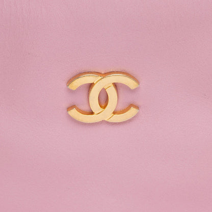 Chanel Shiny Calfskin Small Chanel 22 Pochette (SHF-luFryp)