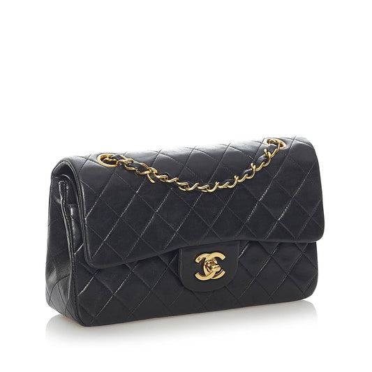 Chanel Small Classic Lambskin Double Flap (SHG-e4HtIK)