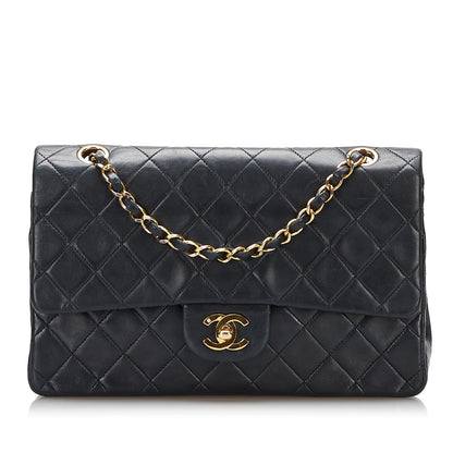 Chanel Small Classic Lambskin Single Flap (SHG-XnXqkP)