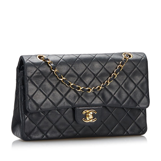 Chanel Small Classic Lambskin Single Flap (SHG-XnXqkP)