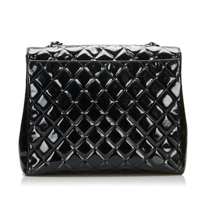 Chanel So Black Matelasse Patent Leather Single Flap Bag (SHG-eJHtIM)