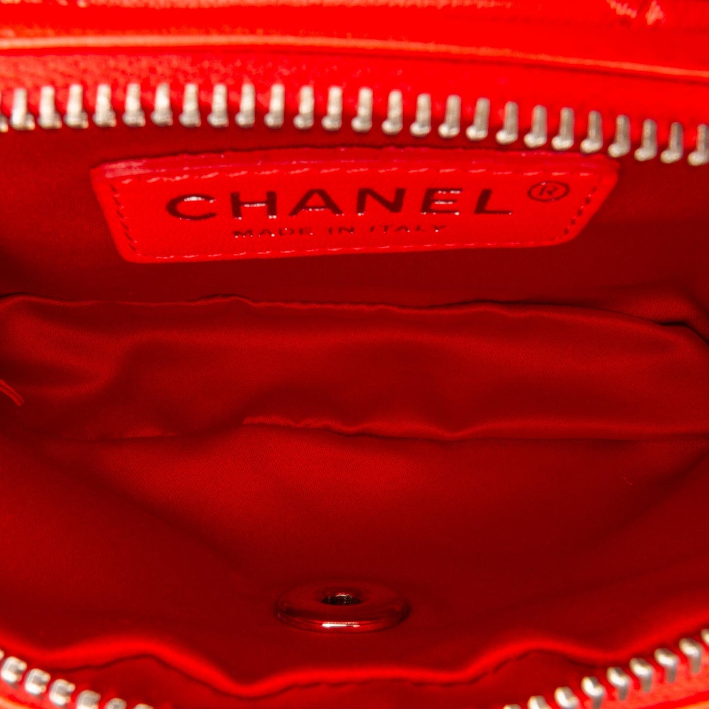 Chanel Ultimate Stitch Mini Flap Wallet On Chain (SHG-IuFKYz)