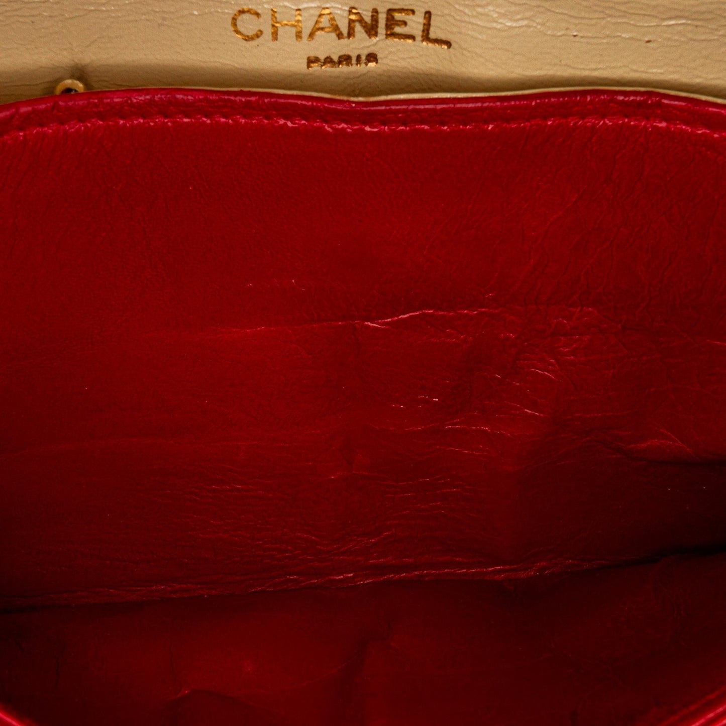 Chanel Vertical Flap Bag (SHG-9sL0o7)