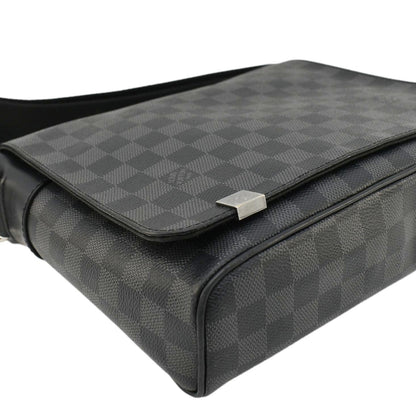 LOUIS VUITTON District PM Damier Graphite Messenger Bag Black