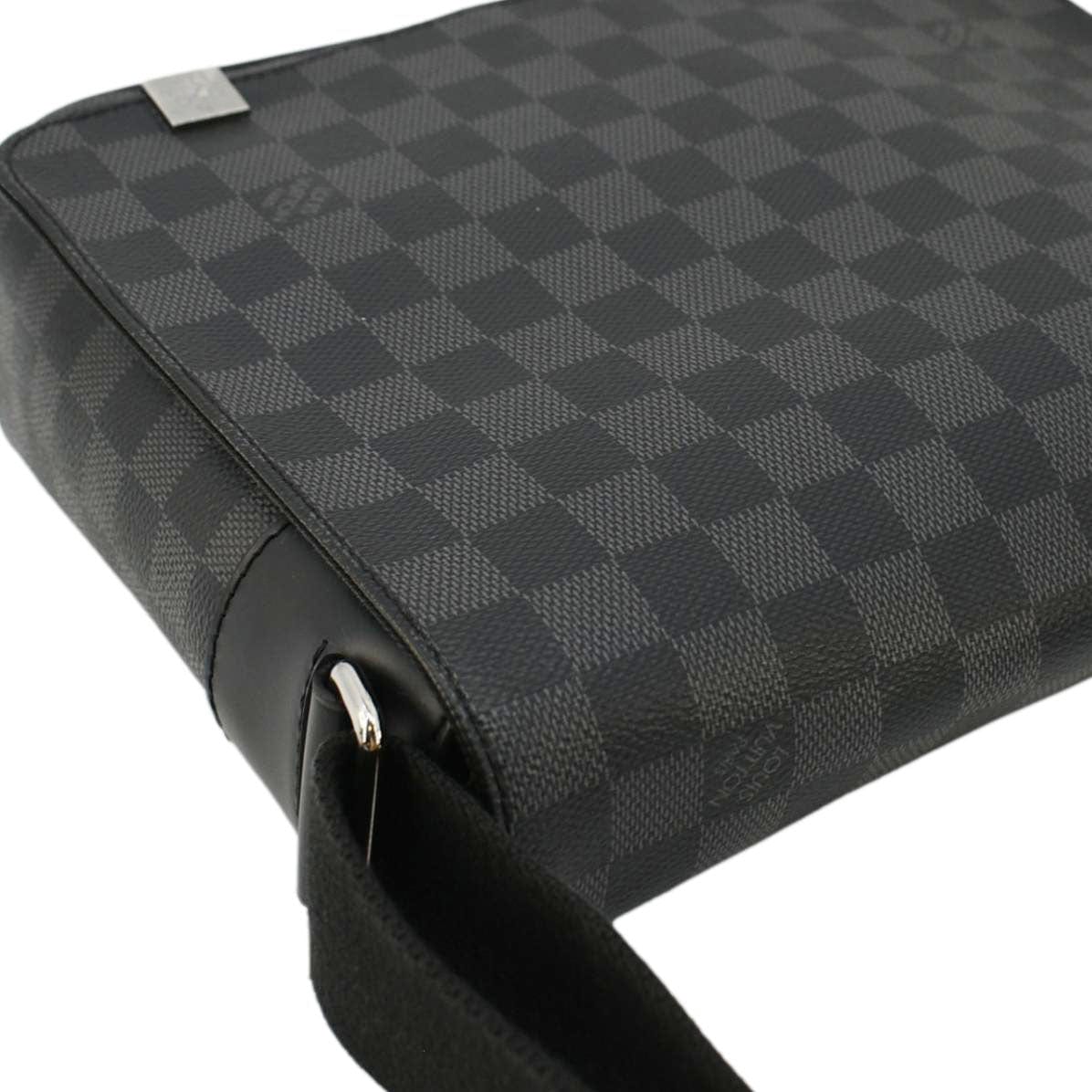 LOUIS VUITTON District PM Damier Graphite Messenger Bag Black