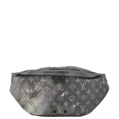 LOUIS VUITTON Discovery Monogram Galaxy Bumbag Black