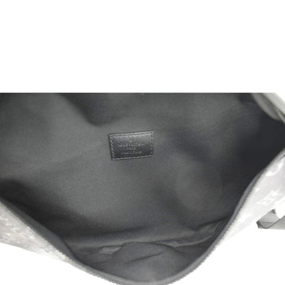 LOUIS VUITTON Discovery Monogram Galaxy Bumbag Black