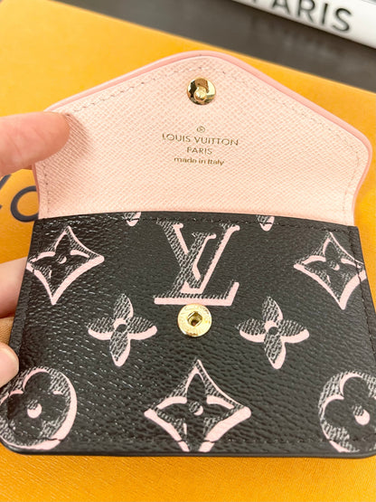 LOUIS VUITTON 2022 Monogram Card Holder in Black