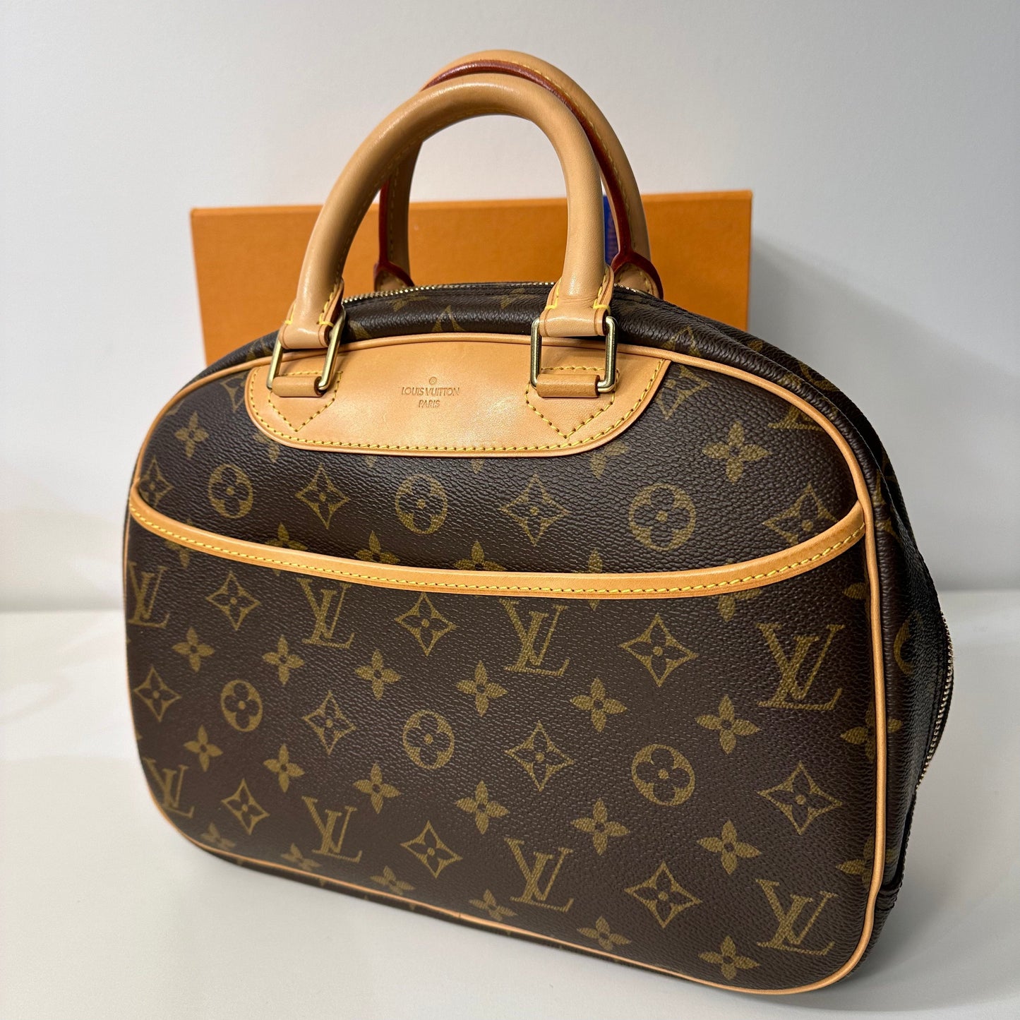 Louis Vuitton - Sac Deauville