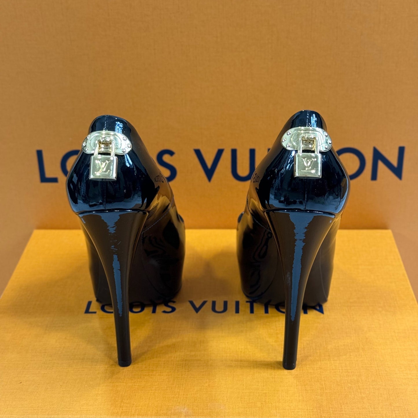 Louis Vuitton - Escarpins T. 37,5