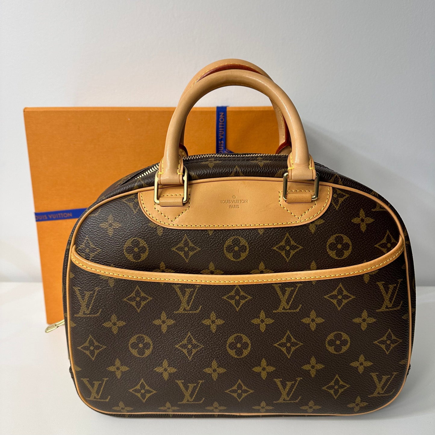 Louis Vuitton - Sac Deauville