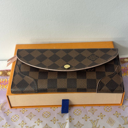 Louis Vuitton - Portefeuille Emilie