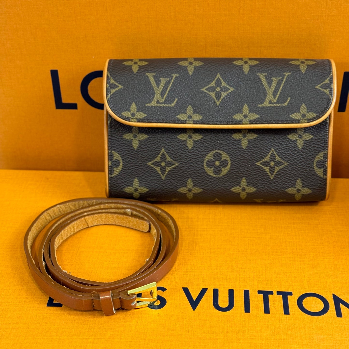 Louis Vuitton - Pochette ceinture