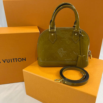 Louis Vuitton - Alma BB verni