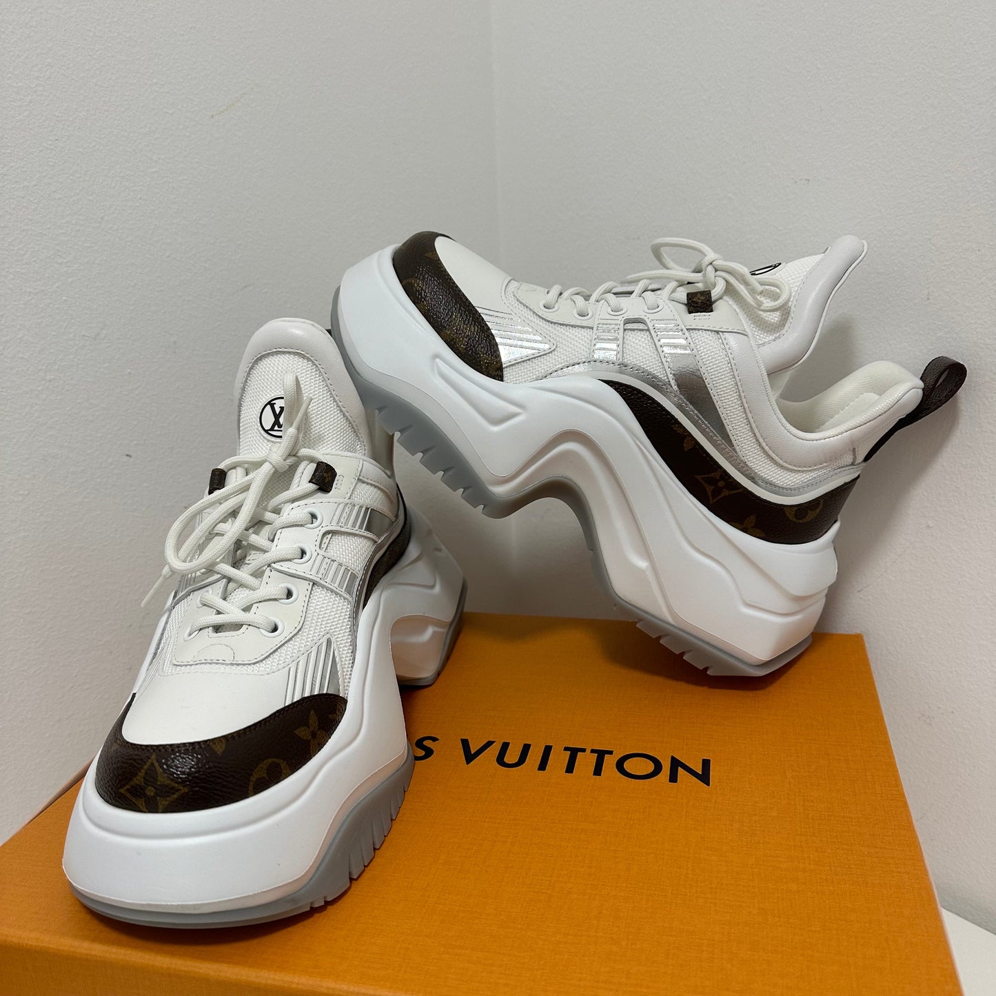 Louis Vuitton - Baskets Archlight 2.0