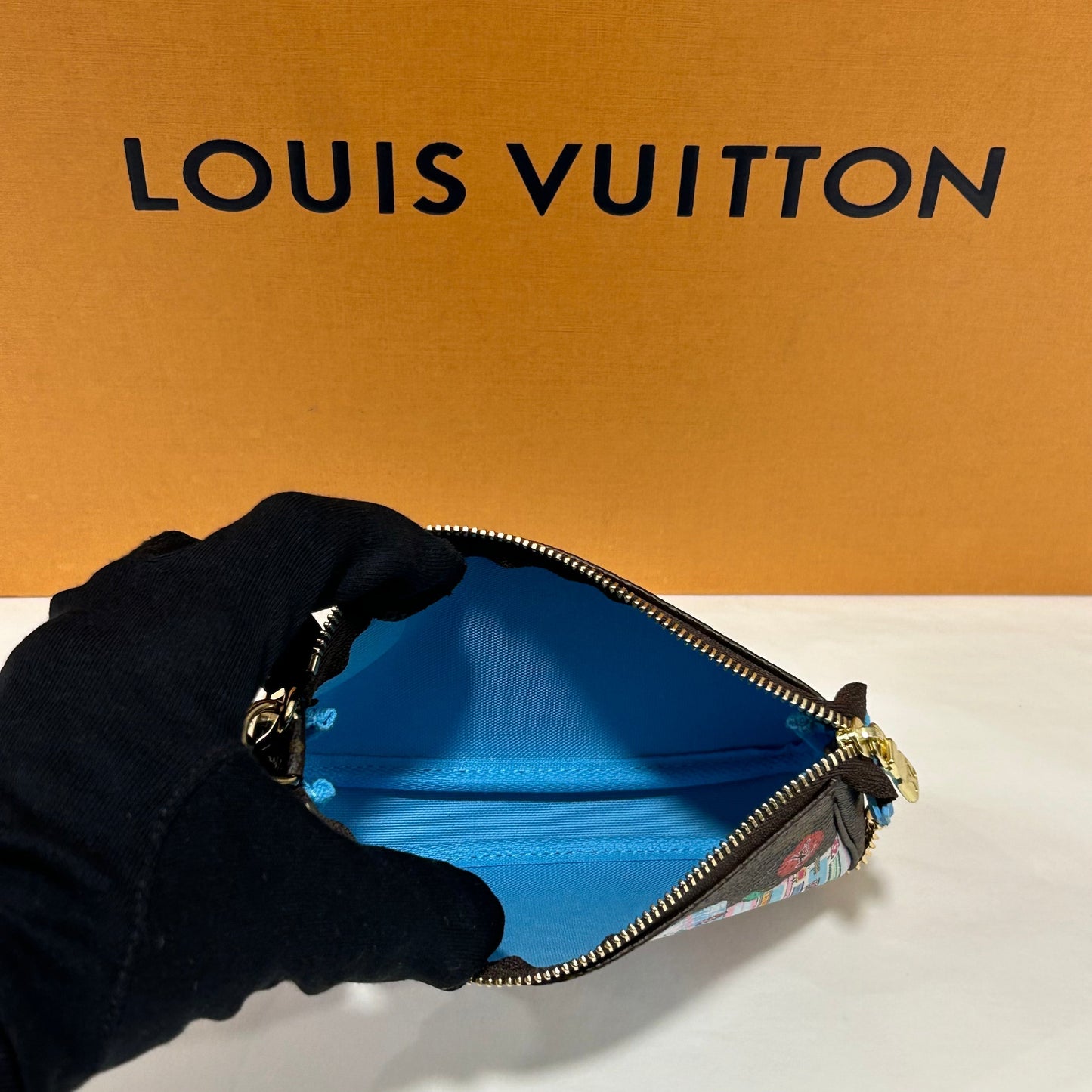 Louis Vuitton - Mini pochette