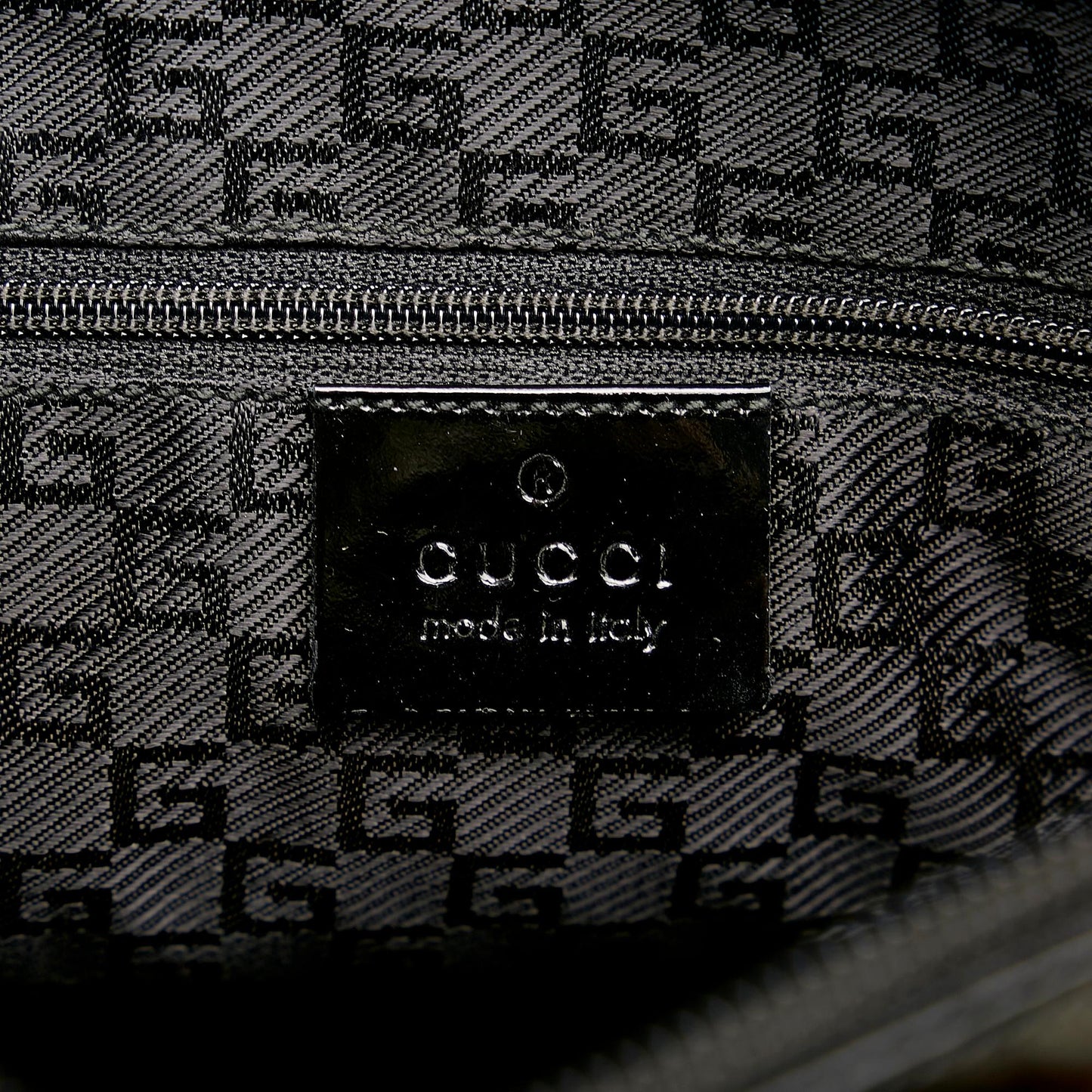 Gucci Canvas Handbag (SHG-33269)