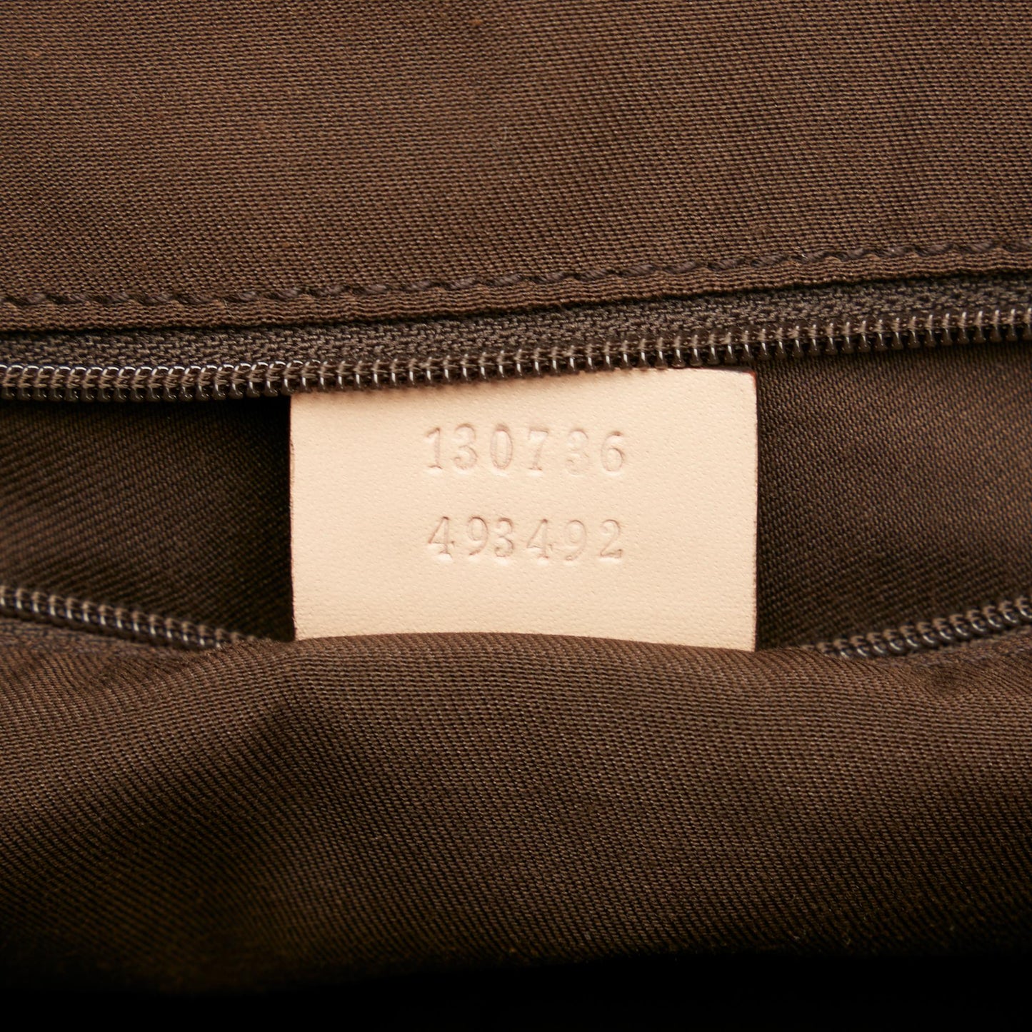 Gucci GG Canvas Pelham Shoulder Bag (SHG-28153)