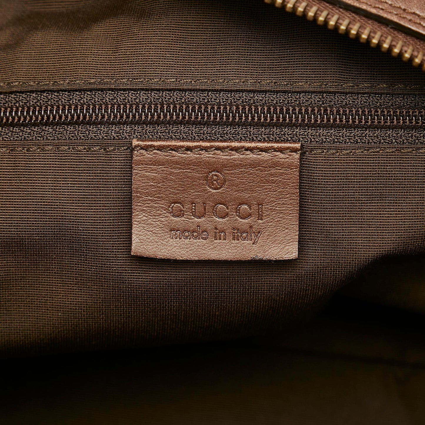 Gucci GG Canvas Shoulder Bag (SHG-25001)