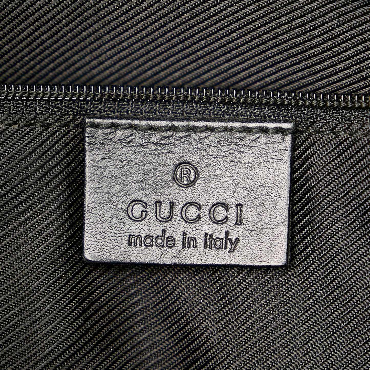 Gucci GG Canvas Shoulder Bag (SHG-26586)