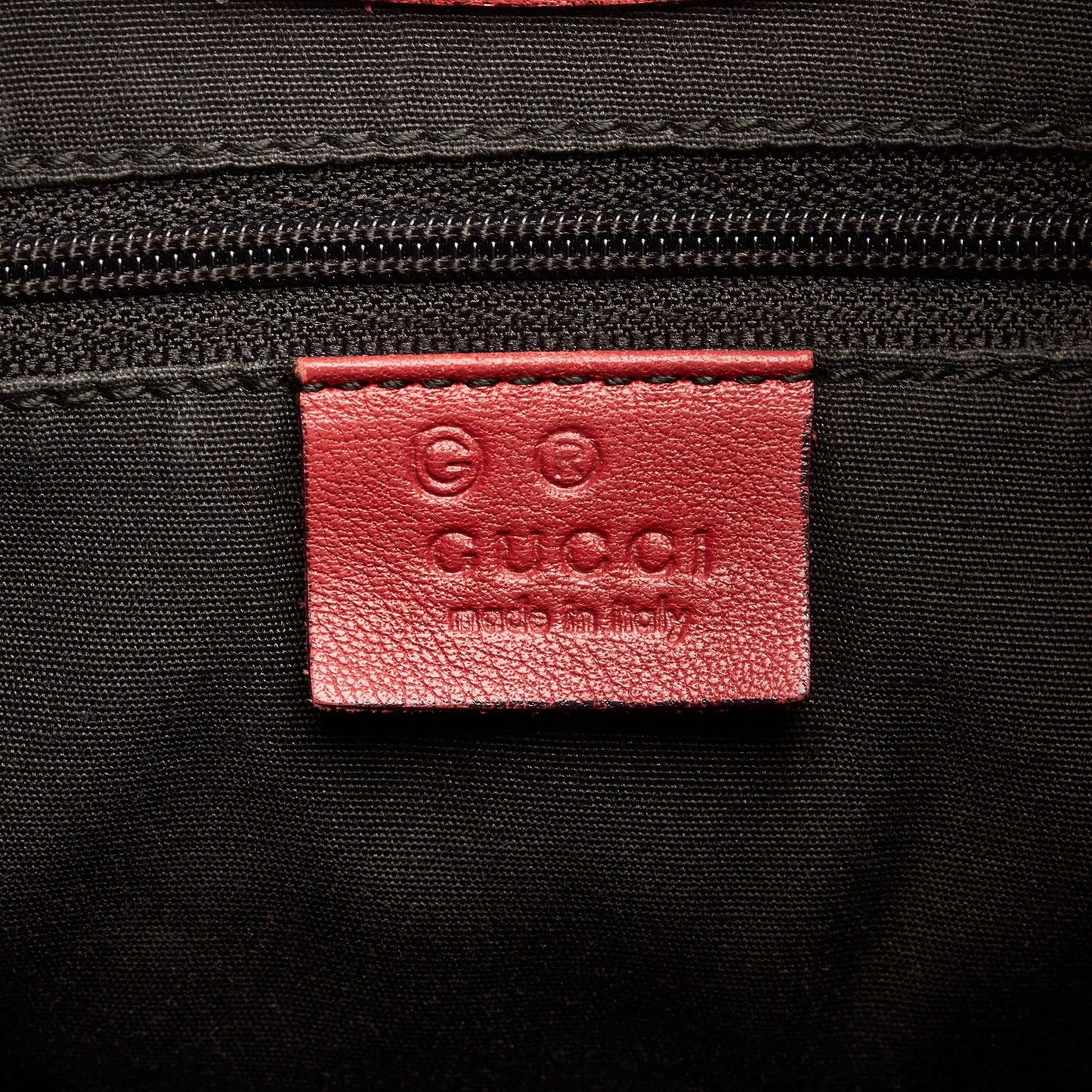 Gucci GG Canvas Shoulder Bag (SHG-33479)