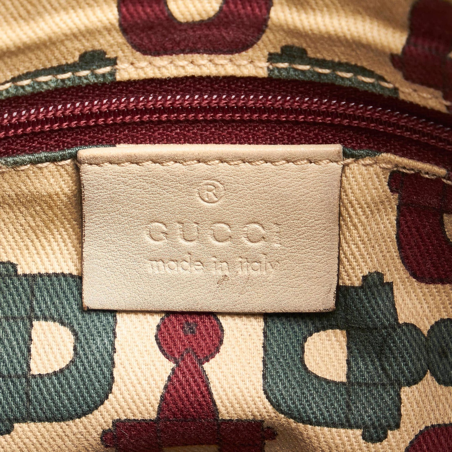 Gucci Guccissima Abbey D-Ring Shoulder Bag (SHG-33510)