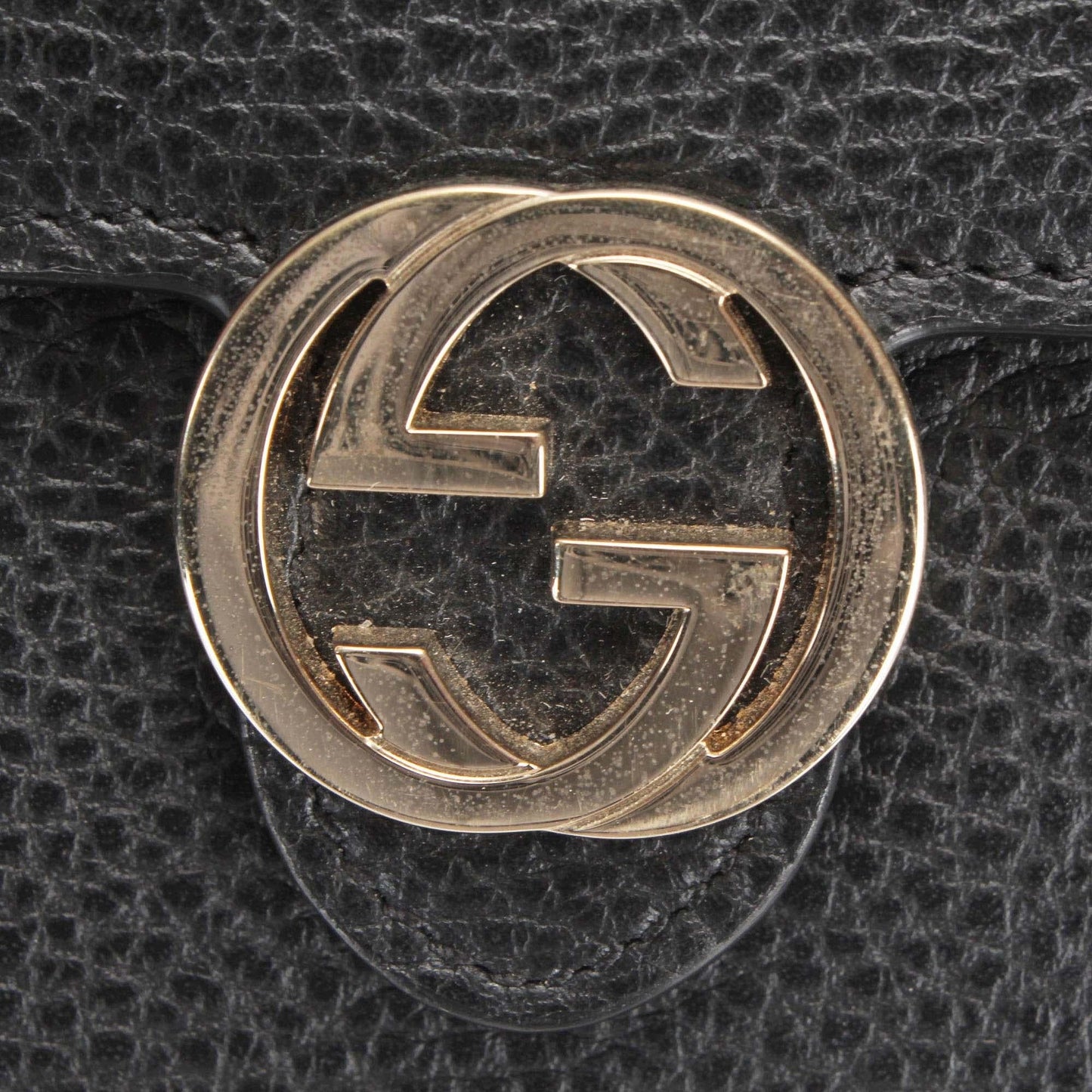 Gucci Interlocking G Leather Wallet On Chain (SHG-24069)