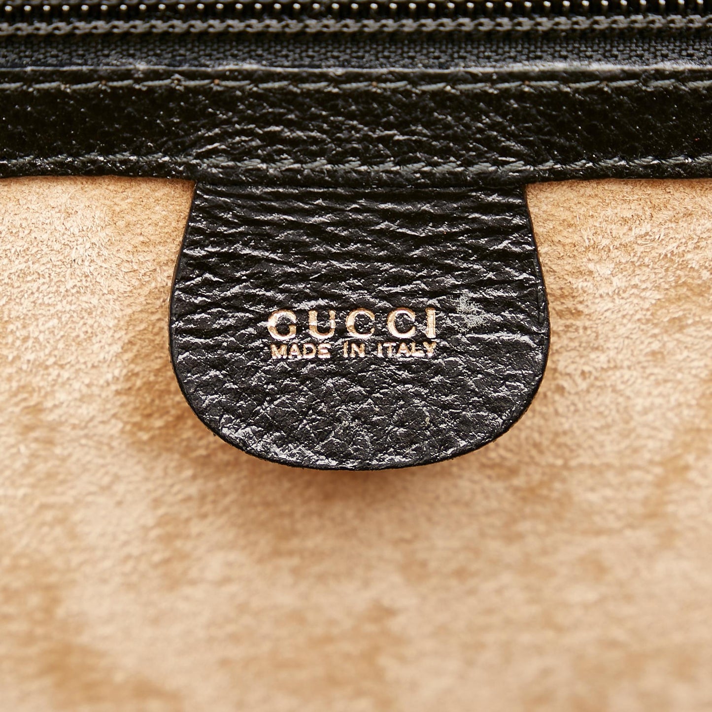 Gucci Leather Business Bag (SHG-33220)