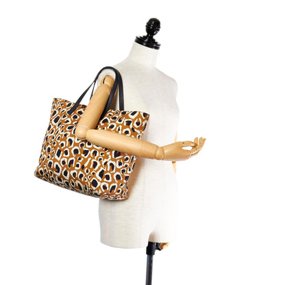 Gucci Leopard Printed Nylon Tote Bag (SHG-23092)