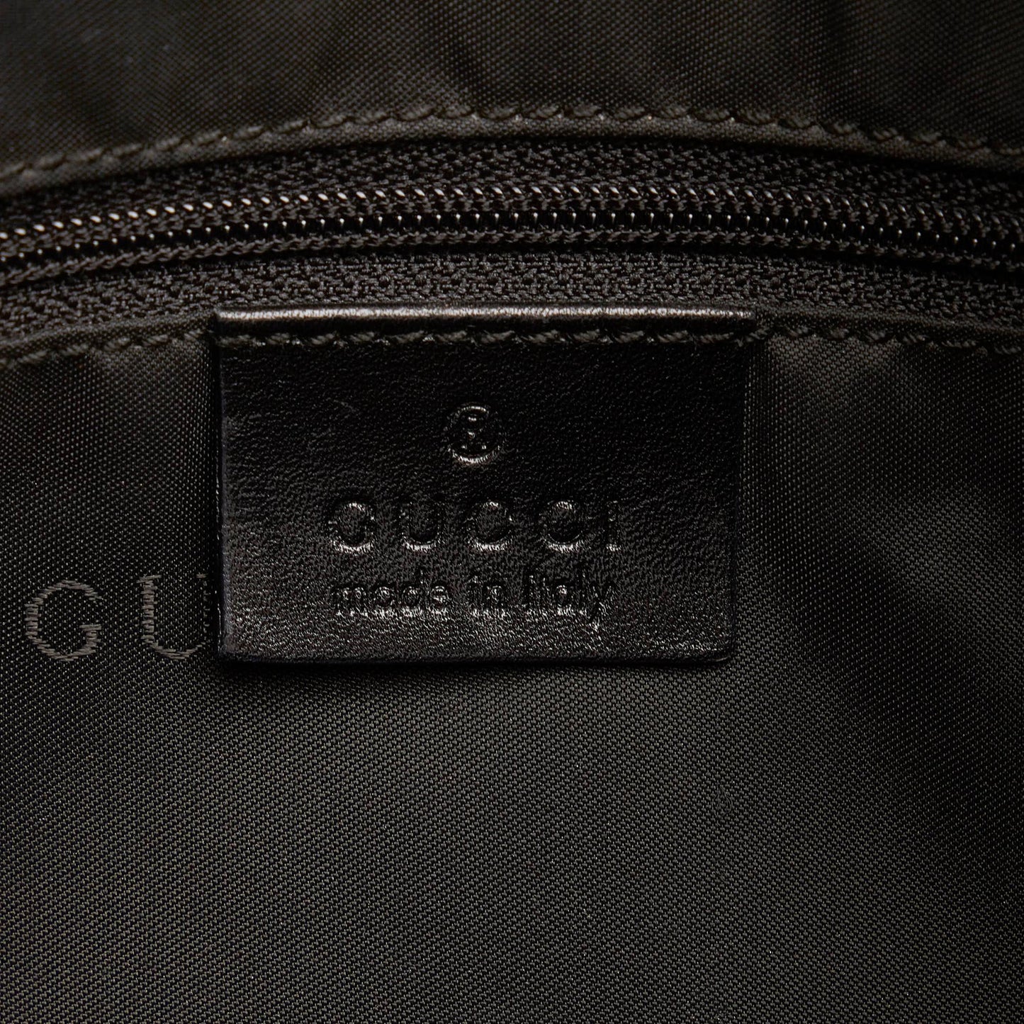 Gucci Nylon Shoulder Bag (SHG-33478)