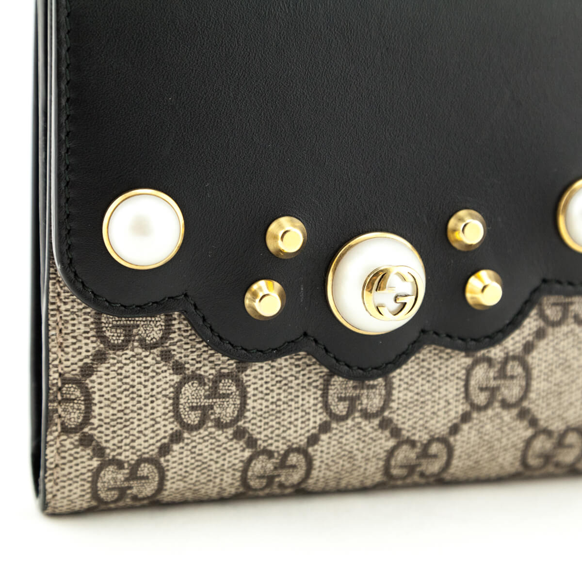 Gucci Beige GG Supreme Monogram Pearl Studded Compact Wallet