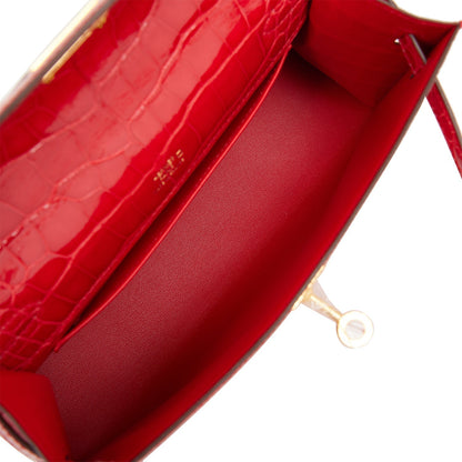 Hermes Kelly Pochette Rouge de Coeur Shiny Alligator Gold Hardware