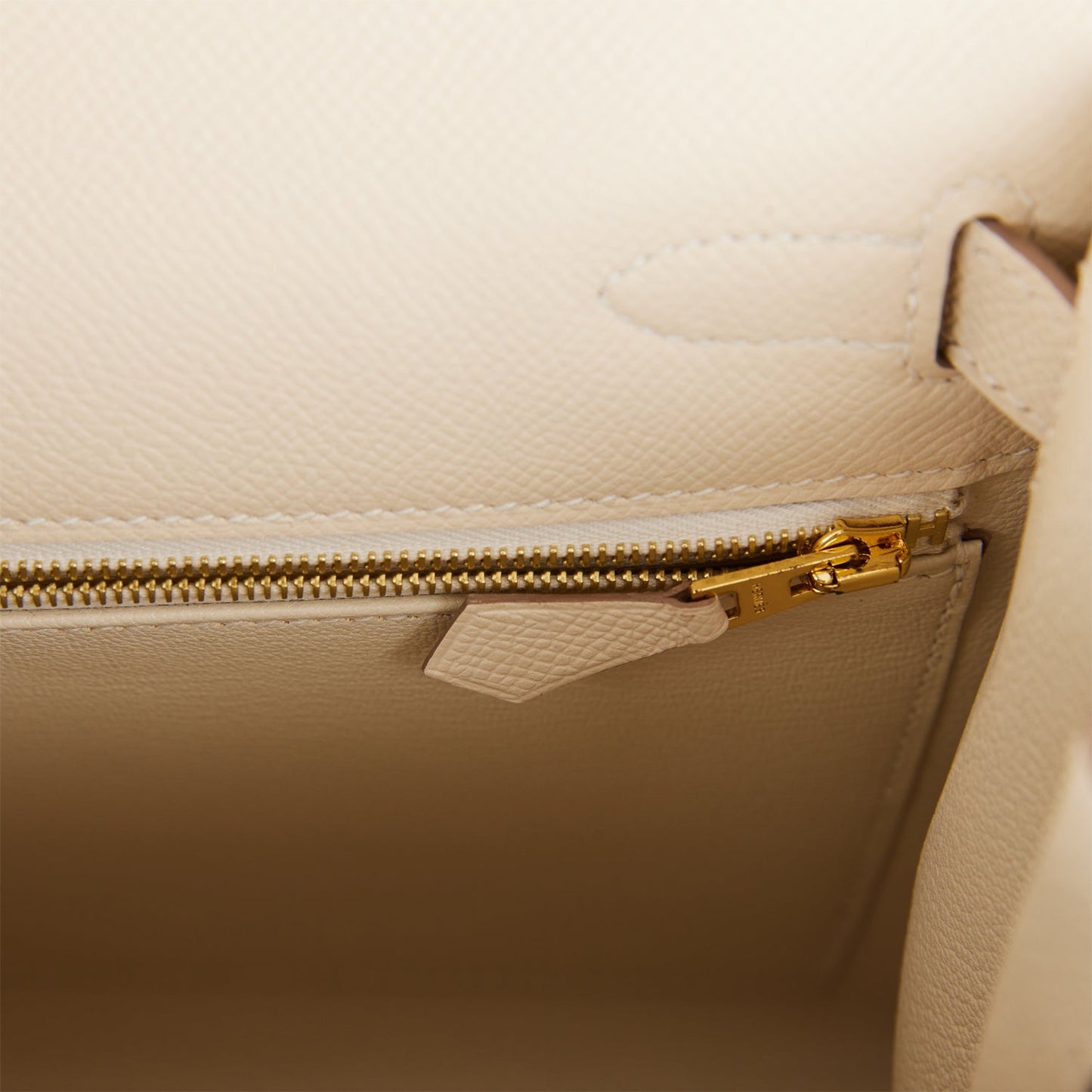 Hermes Kelly Sellier 28 Craie Epsom Gold Hardware