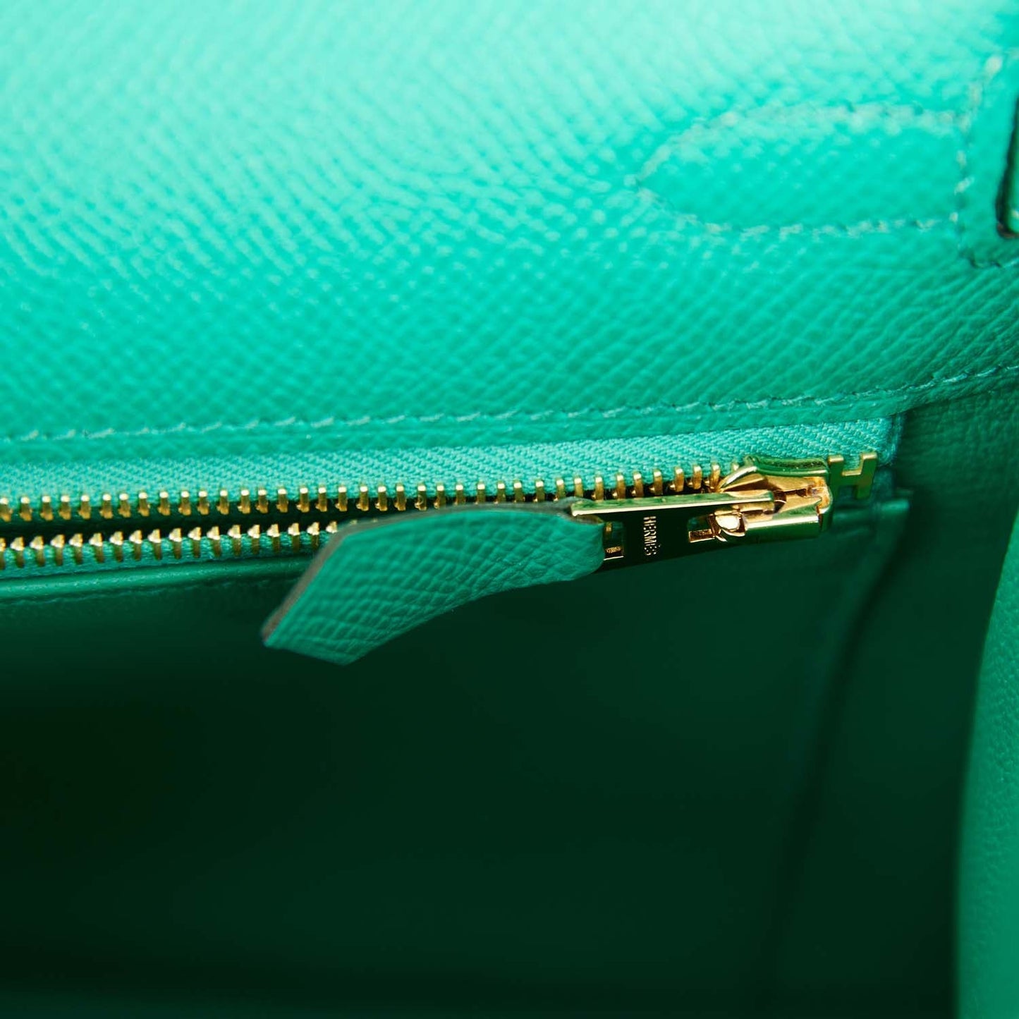 Hermes Kelly Sellier 25 Vert Jade Epsom Gold Hardware