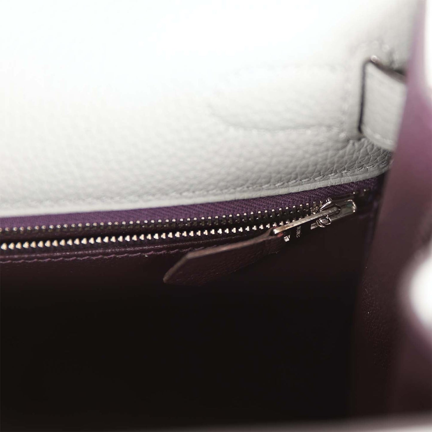 Hermes Special Order (HSS) Kelly Sellier 28 Gris Mouette Verso Togo Brushed Palladium Hardware