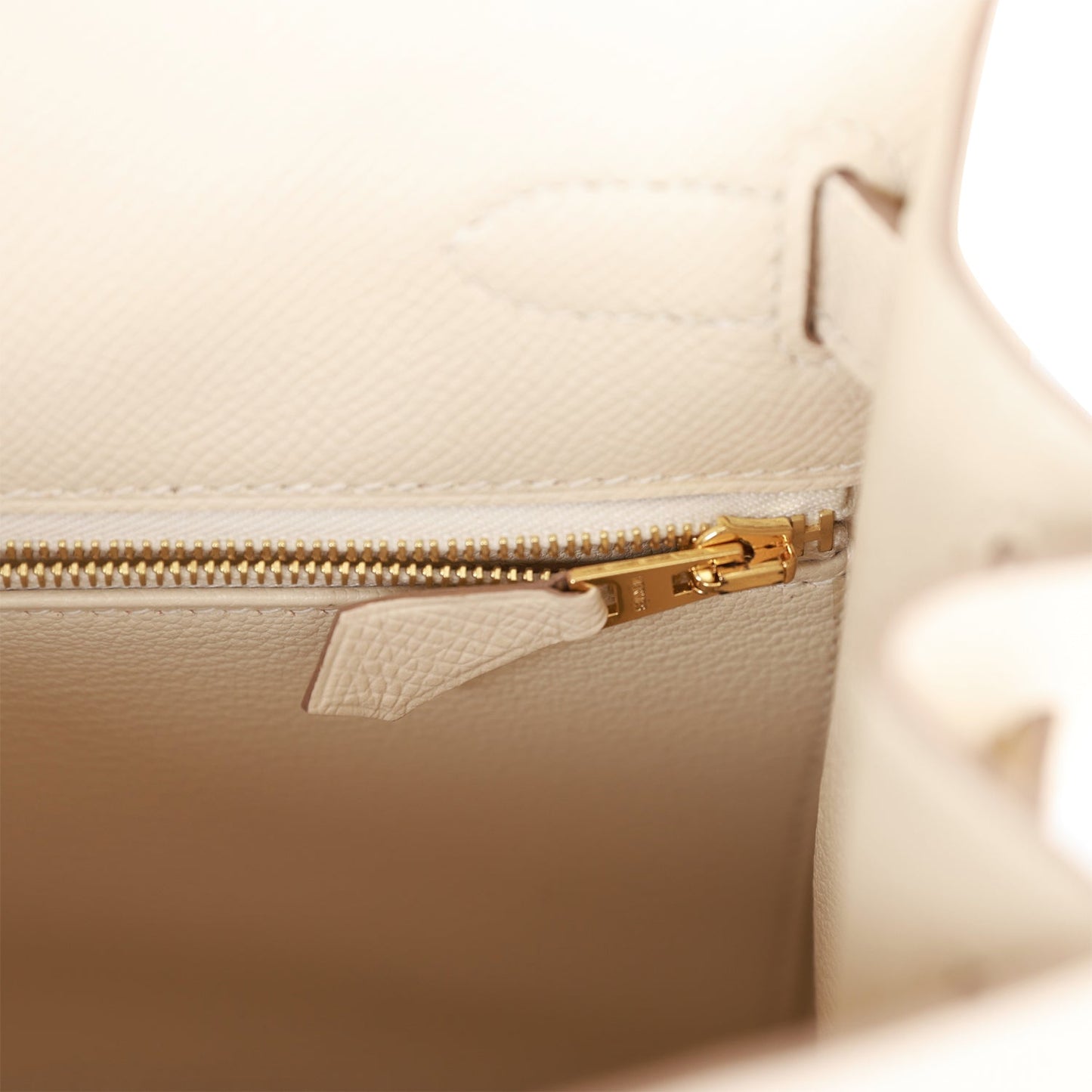 Hermes Kelly Sellier 28 Craie Epsom Gold Hardware