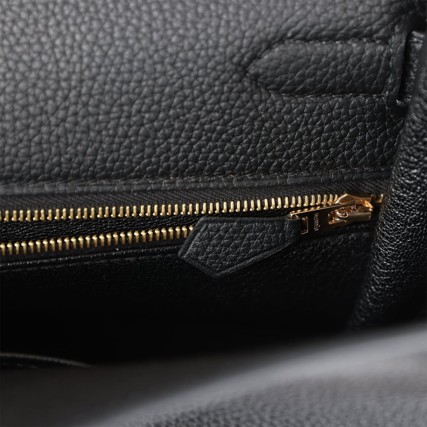 Hermes Kelly Retourne 32 Black Togo Gold Hardware