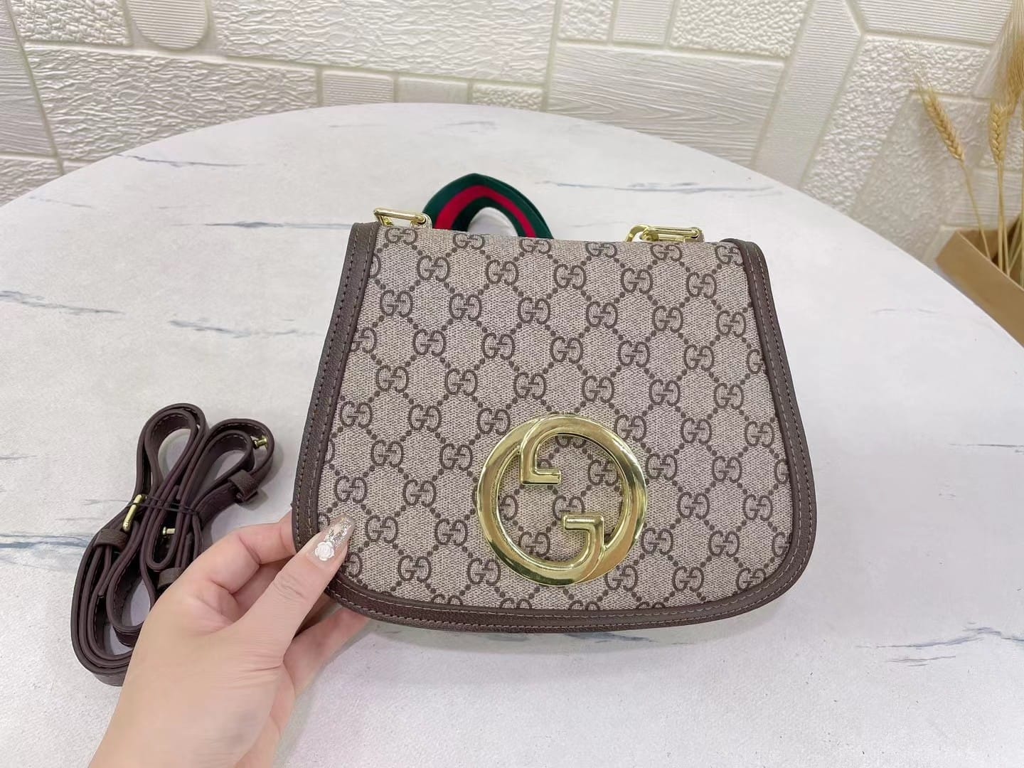 Gucci Blondie Medium in Beige and Ebony Supreme ( shoulder /crossbody ) Handbag