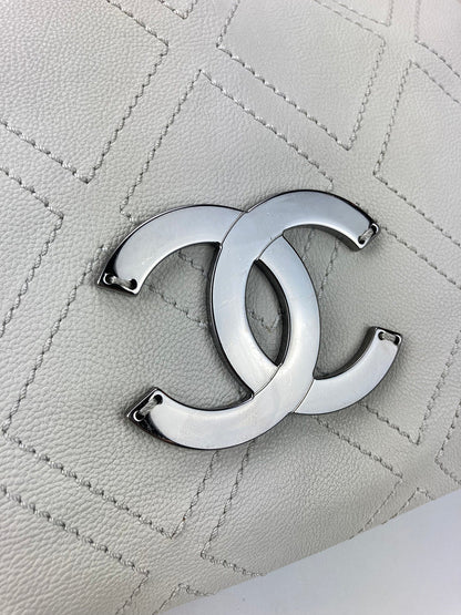 Chanel Large Diamond Stitch Tote in White