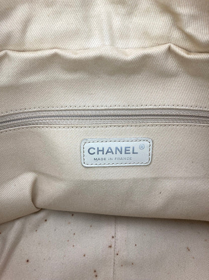 Chanel Large Diamond Stitch Tote in White